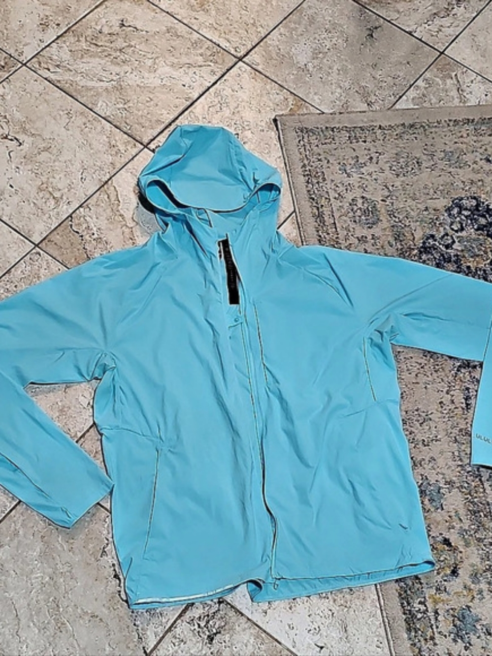 Lululemon Fast and Free Hooded Jacket Size M